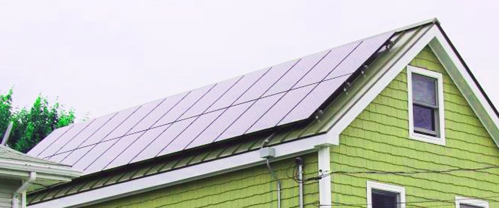 太阳能组件是如何安装在屋顶上的？