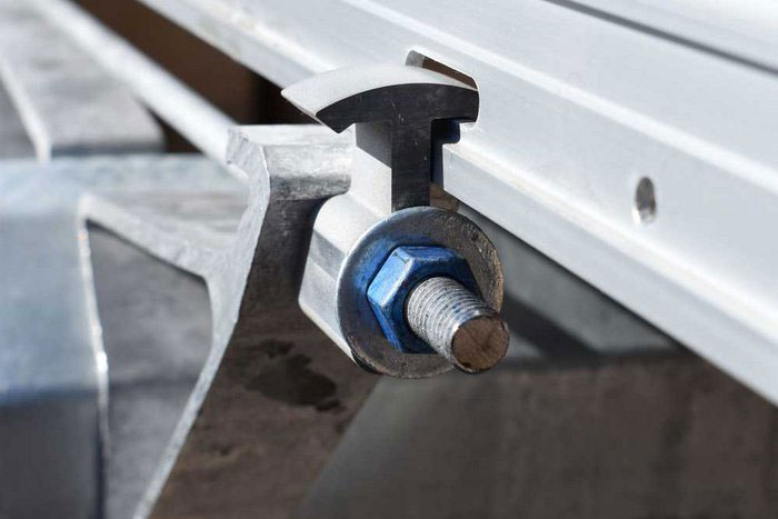 2020年的七个太阳能跟踪器系统调整和新技术