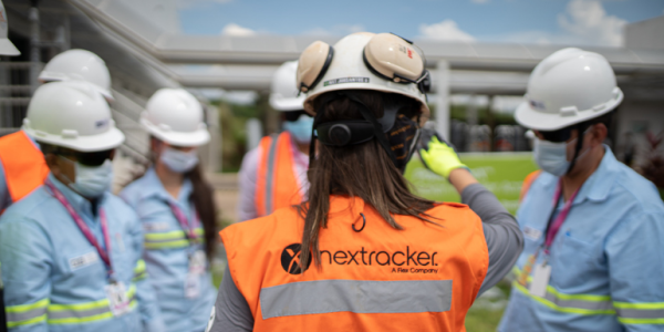 Nextracker中标巴西830MW智能太阳能追踪器