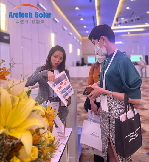 中信博亮相越南最大光伏展，多点驱动跟踪支架成展会焦点