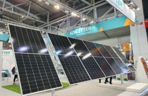 旭乐德推出1P太阳能跟踪器和可定制的平屋顶货架