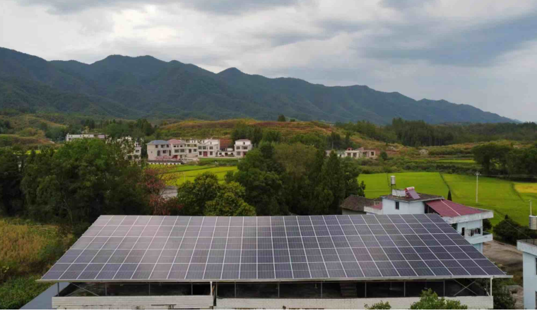 特变益家户用“阳光房”解决方案，实力打造“专属”屋顶