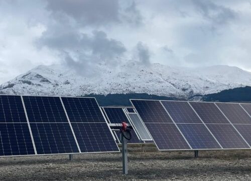 DCE Solar 将 Axial 的双排太阳能跟踪器引入美国市场