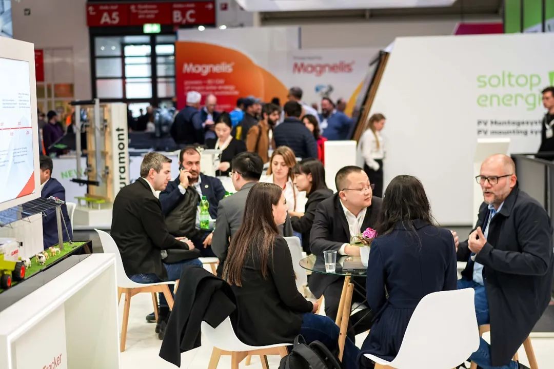 中信博携“跟踪+”“绿电+”解决方案耀动慕尼黑