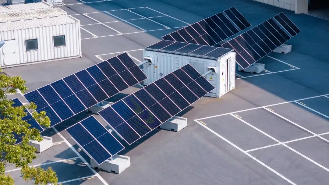 中信博可移动微电网正式发布 “跟踪+”“绿电+”解决方案深度赋能东南亚绿能转型