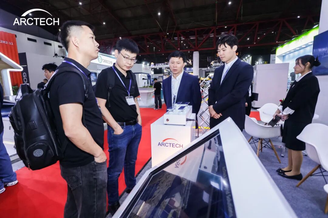 中信博可移动微电网正式发布 “跟踪+”“绿电+”解决方案深度赋能东南亚绿能转型